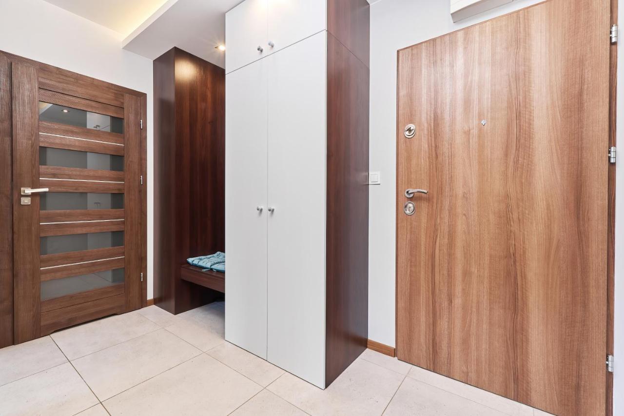 Nowa Teczowa Apartments Promenada Staromiejska By Noclegi Renters Вроцлав Экстерьер фото