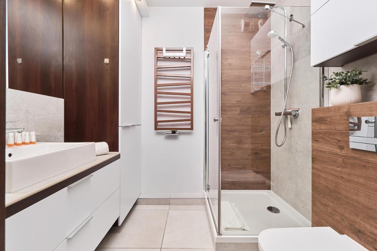 Nowa Teczowa Apartments Promenada Staromiejska By Noclegi Renters Вроцлав Экстерьер фото