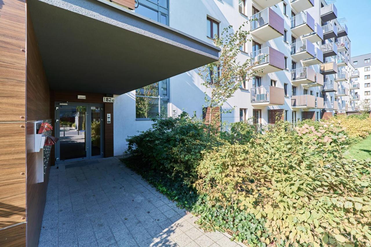 Nowa Teczowa Apartments Promenada Staromiejska By Noclegi Renters Вроцлав Экстерьер фото